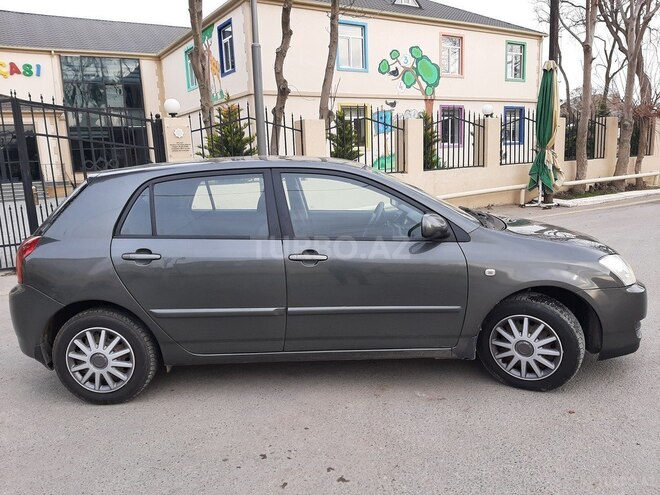 Toyota Corolla 2006, 236,000 km - 1.4 л - Bakı
