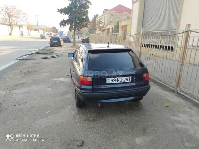 Opel Astra 1994, 325,000 km - 1.6 л - Bakı