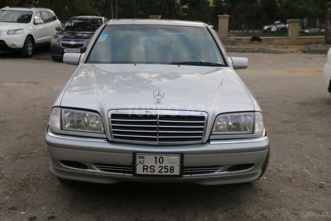 Mercedes C 240 1998, 124,650 km - 2.4 l - Bakı