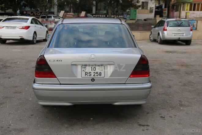 Mercedes C 240 1998, 124,650 km - 2.4 l - Bakı