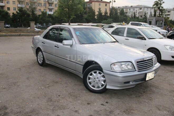 Mercedes C 240 1998, 124,650 km - 2.4 l - Bakı