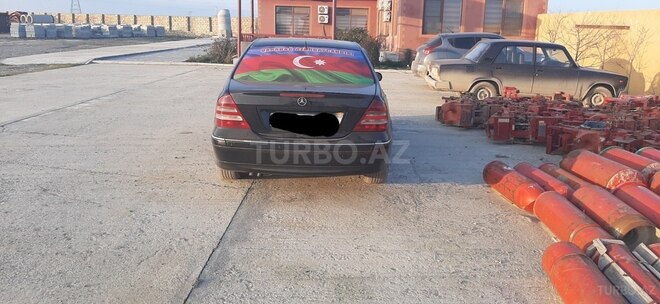 Mercedes C 230 2004, 300,000 km - 2.3 l - Bakı