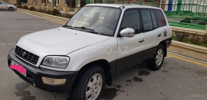 Toyota RAV4 2000, 235,000 km - 2.0 л - Bakı