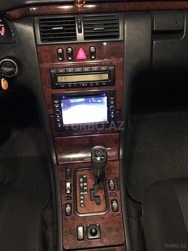 Mercedes E 240 1998, 292,509 km - 2.4 l - Bakı