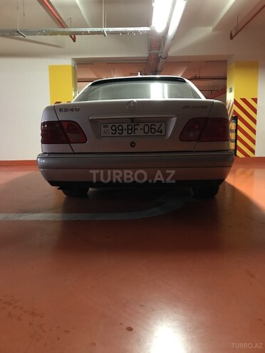 Mercedes E 240 1998, 292,509 km - 2.4 l - Bakı