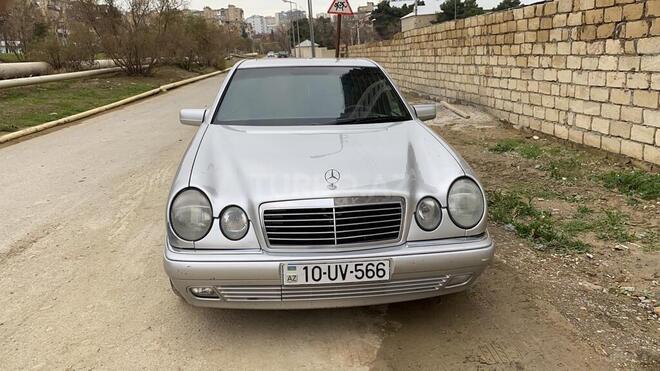 Mercedes E 240 1998, 254,000 km - 2.4 л - Bakı