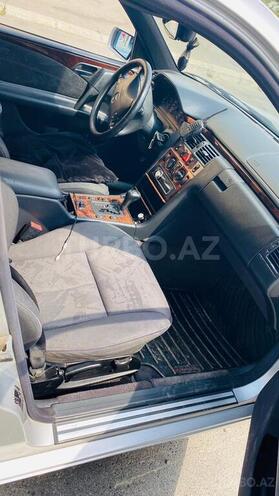 Mercedes E 240 1998, 254,000 km - 2.4 л - Bakı
