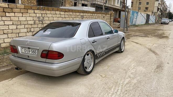 Mercedes E 240 1998, 254,000 km - 2.4 л - Bakı