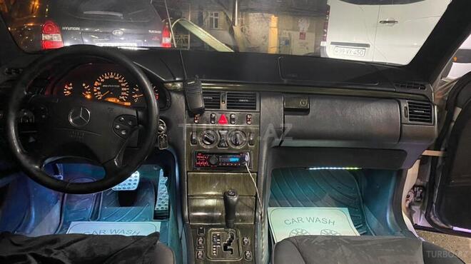 Mercedes E 240 1998, 254,000 km - 2.4 л - Bakı