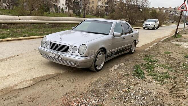 Mercedes E 240 1998, 254,000 km - 2.4 л - Bakı
