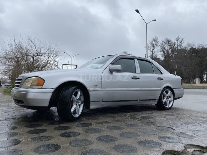 Mercedes C 220 1994, 296,000 km - 2.2 l - Sumqayıt