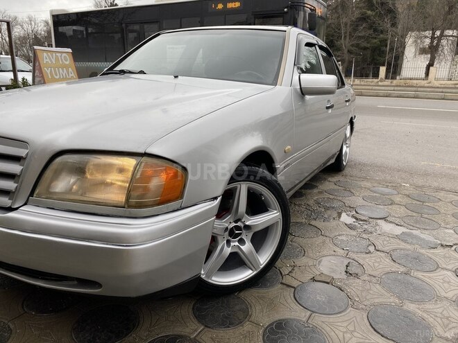 Mercedes C 220 1994, 296,000 km - 2.2 l - Sumqayıt