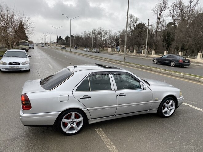 Mercedes C 220 1994, 296,000 km - 2.2 l - Sumqayıt