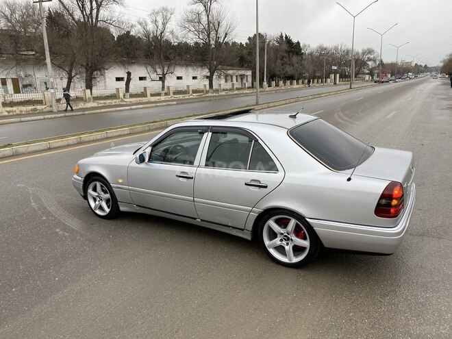 Mercedes C 220 1994, 296,000 km - 2.2 l - Sumqayıt