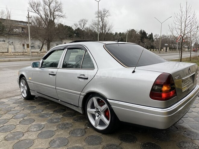 Mercedes C 220 1994, 296,000 km - 2.2 l - Sumqayıt