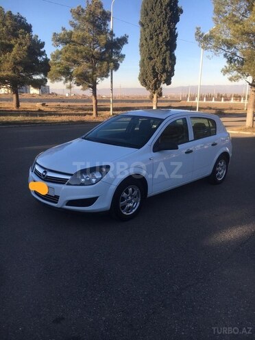 Opel Astra 2009, 157,000 km - 1.4 l - Bakı