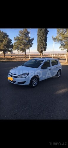 Opel Astra 2009, 157,000 km - 1.4 l - Bakı