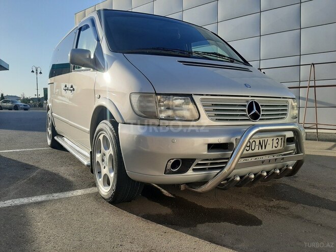 Mercedes Vito 2002, 380,000 km - 2.3 л - Quba