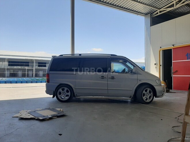 Mercedes Vito 2002, 380,000 km - 2.3 л - Quba
