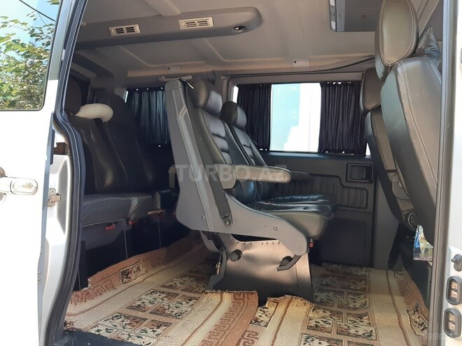 Mercedes Vito 2002, 380,000 km - 2.3 л - Quba