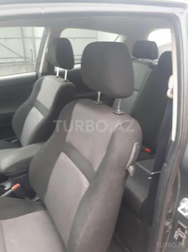 Toyota Corolla 2006, 101,000 km - 1.4 l - Bakı