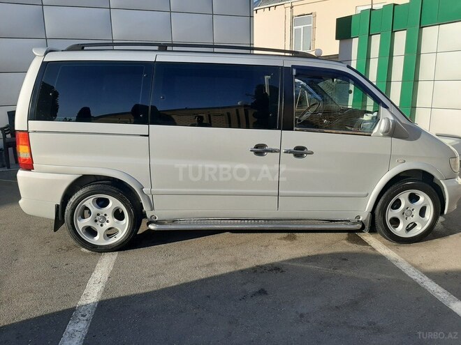 Mercedes Vito 2002, 380,000 km - 2.3 л - Quba