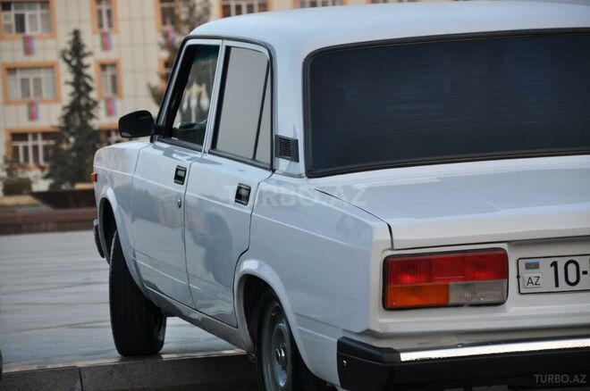 LADA (VAZ) 2107 2001, 93,000 km - 1.6 л - Bakı