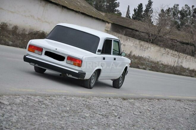 LADA (VAZ) 2107 2001, 93,000 km - 1.6 л - Bakı