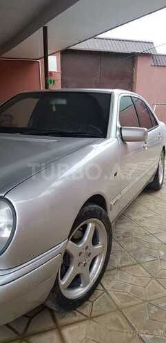 Mercedes E 200 1997, 245,000 km - 2.0 л - Gəncə