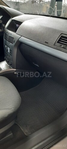 Opel Astra 2006, 252,419 km - 1.3 l - Şəki