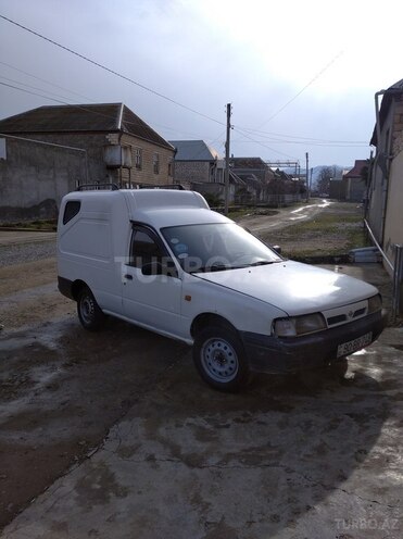 Nissan Sunny 1993, 150,000 km - 1.7 л - Şəmkir