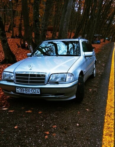 Mercedes C 240 1998, 244,000 km - 2.4 л - Quba