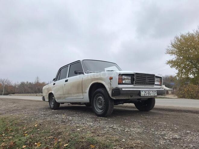 LADA (VAZ) 2107 2009, 90,000 km - 1.6 l - Qazax