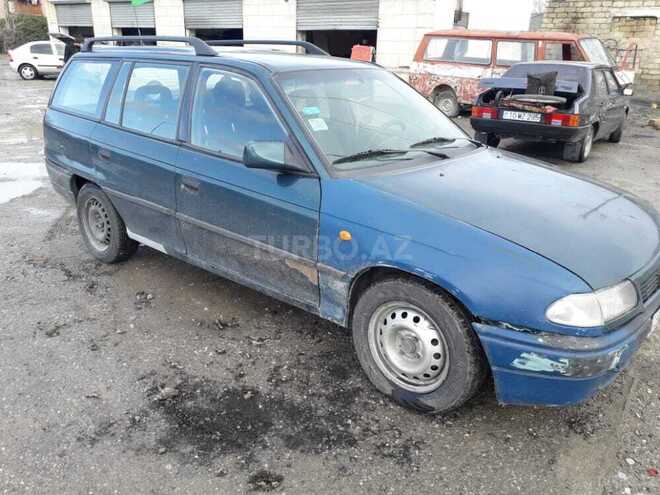 Opel Astra 1997, 200,000 km - 1.6 l - Sumqayıt