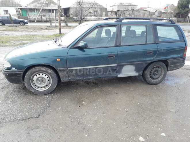 Opel Astra 1997, 200,000 km - 1.6 l - Sumqayıt