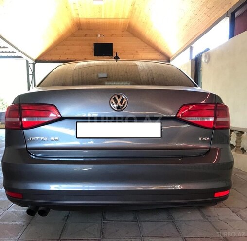 Volkswagen Jetta 2015, 110,000 km - 1.8 l - Bakı