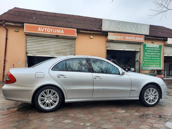 Mercedes E 220 2007, 235,000 km - 2.2 l - Bakı
