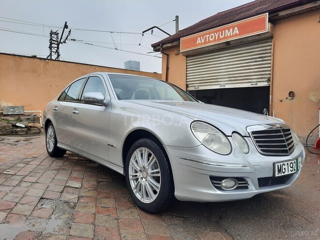 Mercedes E 220 2007, 235,000 km - 2.2 l - Bakı