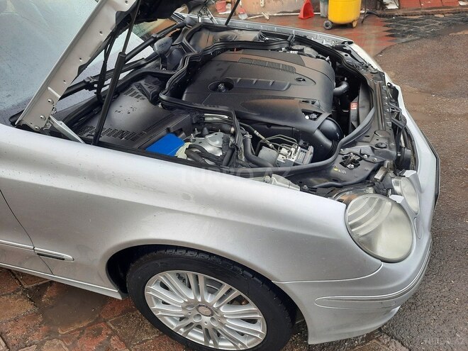 Mercedes E 220 2007, 235,000 km - 2.2 l - Bakı
