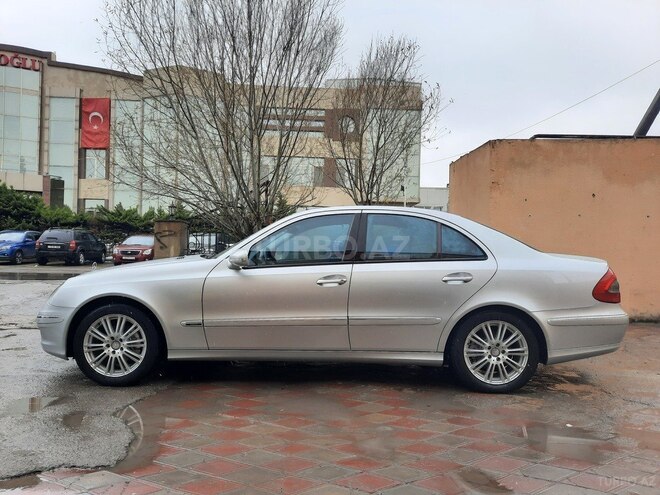 Mercedes E 220 2007, 235,000 km - 2.2 l - Bakı