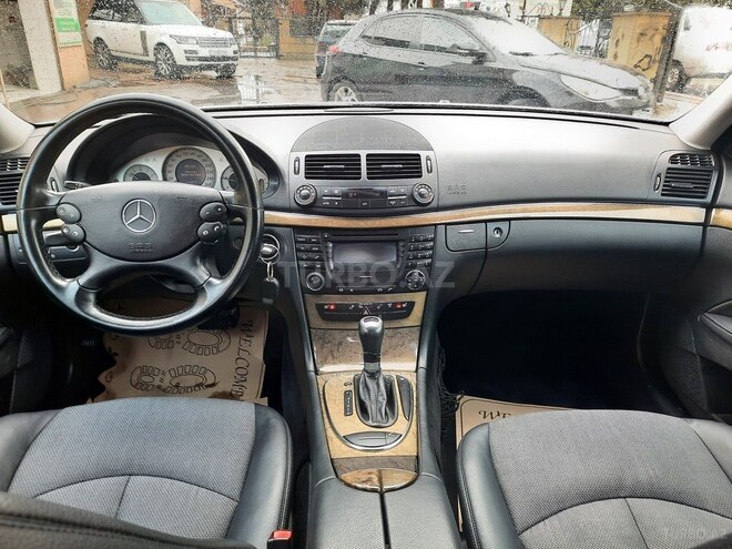 Mercedes E 220 2007, 235,000 km - 2.2 l - Bakı