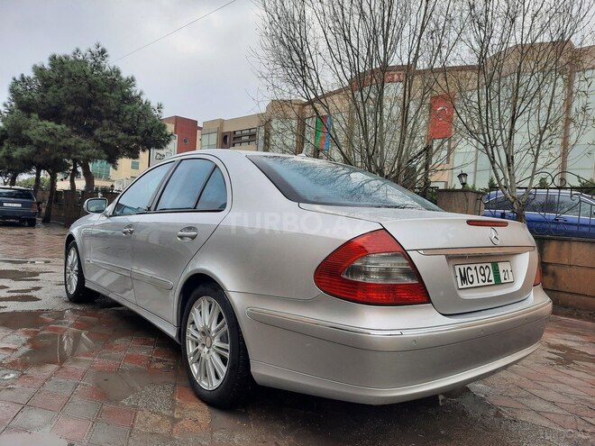 Mercedes E 220 2007, 235,000 km - 2.2 l - Bakı
