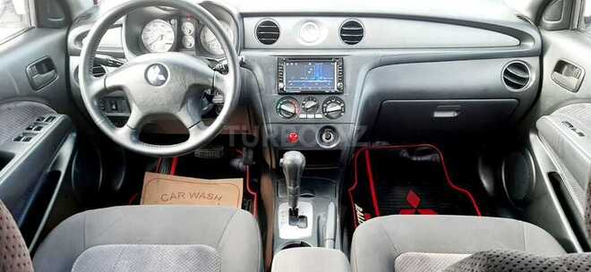 Mitsubishi Outlander 2004, 246,787 km - 2.4 l - Sumqayıt