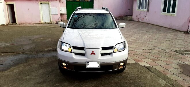 Mitsubishi Outlander 2004, 246,787 km - 2.4 l - Sumqayıt