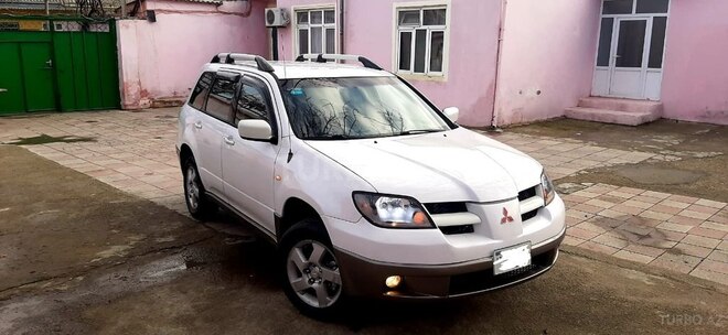 Mitsubishi Outlander 2004, 246,787 km - 2.4 l - Sumqayıt