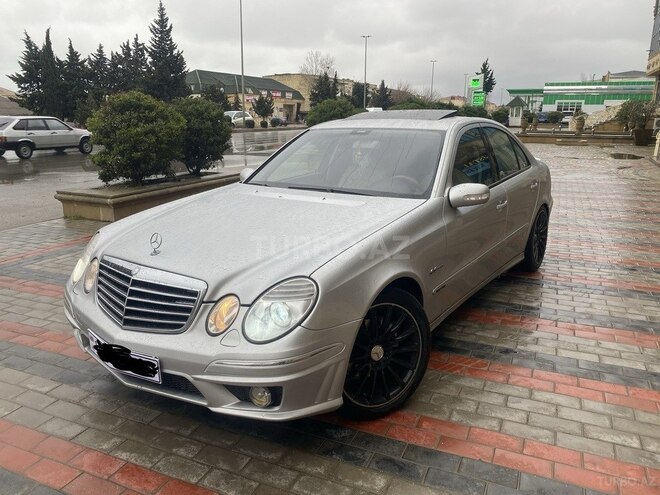 Mercedes E 320 2004, 235,000 km - 3.2 l - Sumqayıt