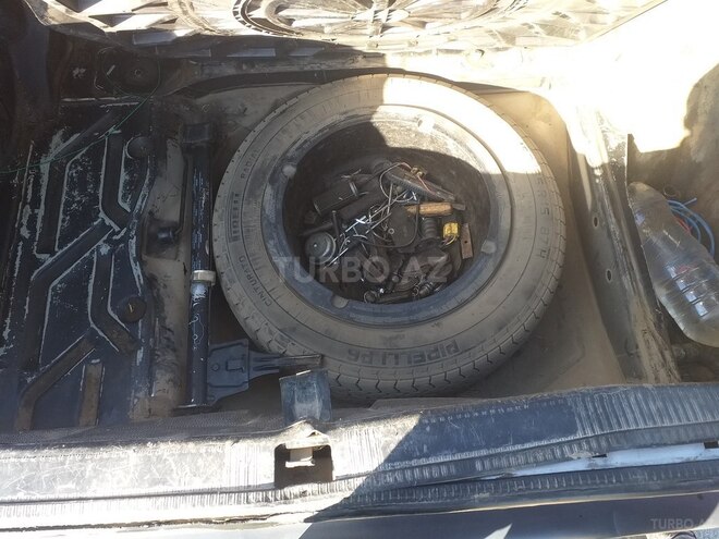 Mercedes 190 1992, 228,000 km - 1.8 l - Qazax