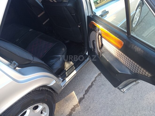 Mercedes 190 1992, 228,000 km - 1.8 l - Qazax