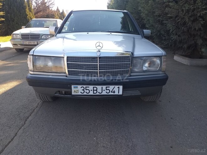 Mercedes 190 1992, 228,000 km - 1.8 l - Qazax