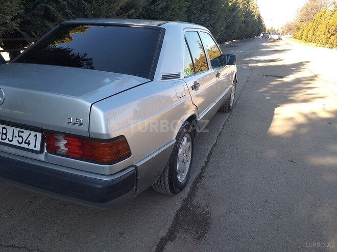 Mercedes 190 1992, 228,000 km - 1.8 l - Qazax